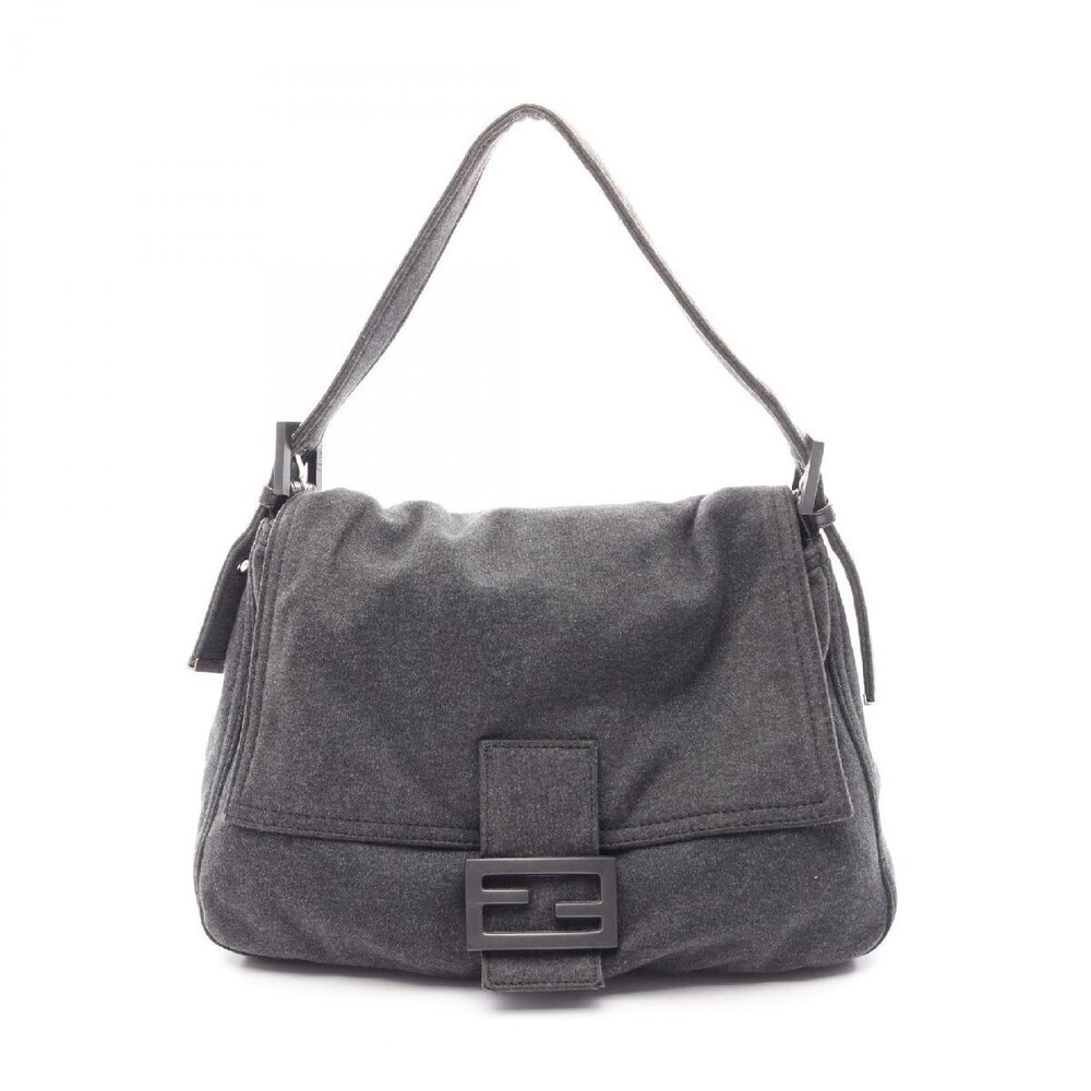 Fendi Leather Bucket Bag Mamma Shoulder Black